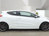 Used Kia ProCeed GT 201 HP (147 kW) 2015 White Hatchback