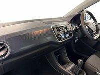 Used VW up! 60 HP (44 kW) 2016 Hatchback