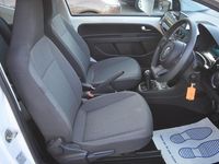 Used VW up! move up! 60 HP (44 kW) 2015 White Hatchback