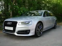 Usado Audi S8 plus Advanced 605 HP (444 kW) 2016 Prateado Sedan
