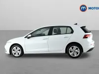 Used VW Golf VIII Life 116 HP (85 kW) 2023 White Hatchback