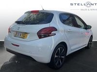 Used Peugeot 208 S 82 HP (60 kW) 2019 White Hatchback