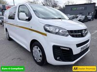 Second-hand Vauxhall Vivaro Sportive 2019 Alb Monovolum