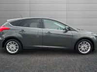 Used Ford Focus Zetec 125 HP (91 kW) 2018 Grey Hatchback