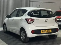 Used Hyundai i10 SE 66 HP (48 kW) 2019 White Hatchback
