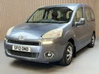 Gebraucht Peugeot TePee S 2012 Grau Van / Kleinbus
