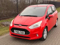 Używany Ford B-MAX Titanium X 2015 Czerwony Minivan