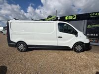 Used Renault Trafic Business 120 HP (88 kW) 2015 White MPV