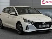 Used Hyundai i20 SE 101 HP (74 kW) 2023 White Hatchback