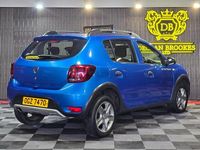 Used Dacia Sandero Comfort 90 HP (66 kW) 2019 Blue Hatchback