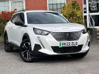 Used Peugeot e-2008 Allure Premium 98 kW (134 HP) 2022 White SUV