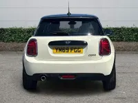 Used Mini Cooper Classic 136 HP (100 kW) 2020 White Hatchback