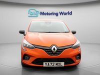 Used Renault Clio V Techno 145 HP (106 kW) 2023 Orange Hatchback