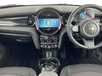 Used Mini Cooper Classic 136 HP (100 kW) 2022 Silver Hatchback