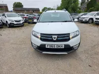 Used Dacia Sandero Lauréate 2015 White Hatchback