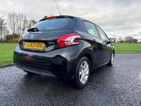 Used Peugeot 208 Active 68 HP (50 kW) 2013 Black Hatchback