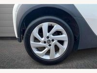 Used Toyota Aygo X PURE 72 HP (52 kW) 2023 White SUV