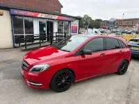 Used Mercedes B180 109 HP (80 kW) 2014 Red Hatchback