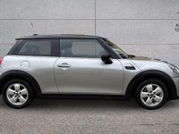 Usado Mini Cooper Classic 134 CV (98 kW) 2023 Plateado Utilitario
