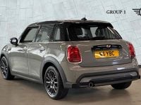 Begagnad Mini Cooper Classic 134 HK (98 kW) 2022 Grå Halvkombi