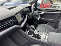 Used VW Touareg Black Edition 286 HP (210 kW) 2021 White SUV