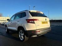 Used Skoda Karoq SE 113 HP (83 kW) 2019 Candy white SUV