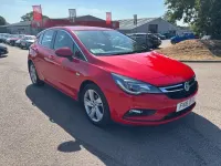 Used Vauxhall Astra Elite 150 HP (110 kW) 2016 Red Hatchback