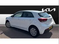 Used Kia Rio 83 HP (61 kW) 2019 White Hatchback
