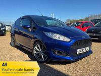 Used Ford Fiesta Sport 94 HP (69 kW) 2015 Blue Van