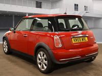 Used Mini Cooper Hatch 116 HP (85 kW) 2005 Red Hatchback