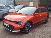 Used Kia Niro 147 kW (201 HP) 2023 Orange SUV