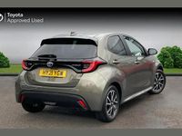 Used Toyota Yaris Hybrid Design 113 HP (83 kW) 2021 Other Hatchback