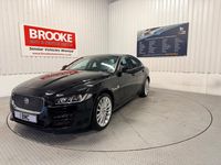 Used Jaguar XE Portfolio 240 HP (176 kW) 2017 Black Sedan