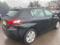 Used Peugeot 308 Active 120 HP (88 kW) 2017 Black Hatchback