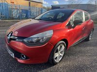 Used Renault Clio IV Play 75 HP (55 kW) 2016 Red Hatchback