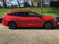Used Ford Focus ST-Line 120 HP (88 kW) 2022 Red Estate