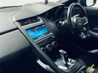 Usado Jaguar E-Pace R-Dynamic 180 HP (132 kW) 2019 Azul SUV
