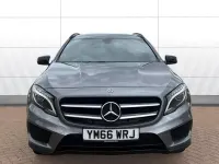 Usado Mercedes GLA250 AMG line 211 HP (155 kW) 2016 Cinzento SUV