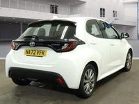 Used Toyota Yaris Hybrid 116 HP (85 kW) 2022 White Hatchback