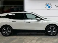 Usado BMW iX M Sport 239 kW (326 HP) 2022 Branco SUV
