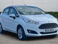 Usado Ford Fiesta Zetec 101 CV (74 kW) 2017 Utilitario