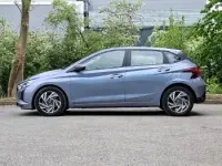 Used Hyundai i20 Advanced 100 HP (73 kW) 2024 Blue Hatchback