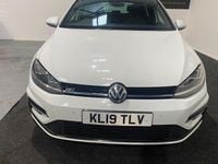 Used VW Golf VII R-line 150 HP (110 kW) 2019 White Hatchback