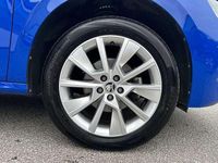 Used Skoda Kamiq SE 94 HP (69 kW) 2022 Energy blue SUV