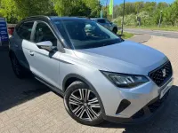 Begagnad Seat Arona SE 2023 Silver SUV