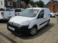 Used Citroën Berlingo 90 HP (66 kW) 2016 White MPV
