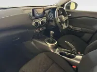 Used Nissan Juke Acenta 117 HP (86 kW) 2023 Silver SUV