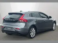 Usado Volvo V40 Inscription 150 HP (110 kW) 2018 Cinzento Citadino