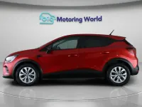 Second-hand Renault Captur Iconic 145 CP (106 kW) 2022 Roșu SUV