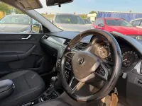 Used Skoda Rapid SE 90 HP (66 kW) 2015 White Hatchback